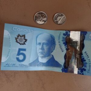buy counterfeit 5 CAD bills. Order Counterfeit 5 CAD